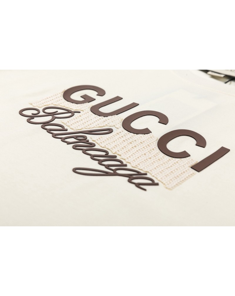 グッチ tシャツカップル向け人気新作短袖カジュアルトップス立体的シリコーンロゴ大きめサイズ