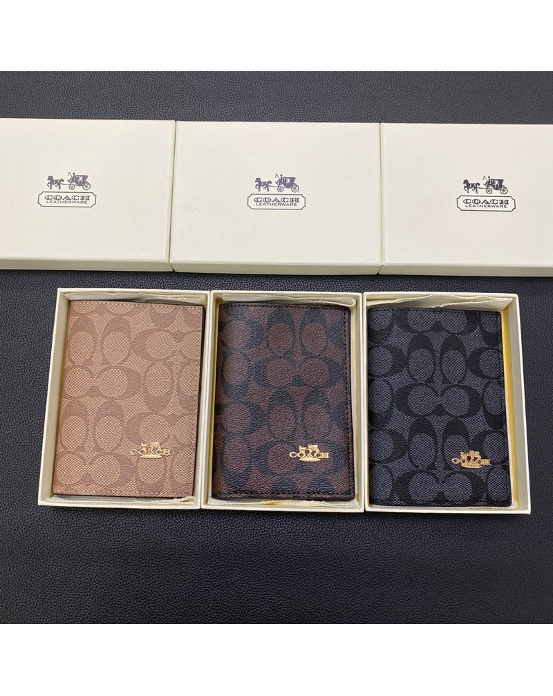 コーチ パスポートケース精緻プリントファッション