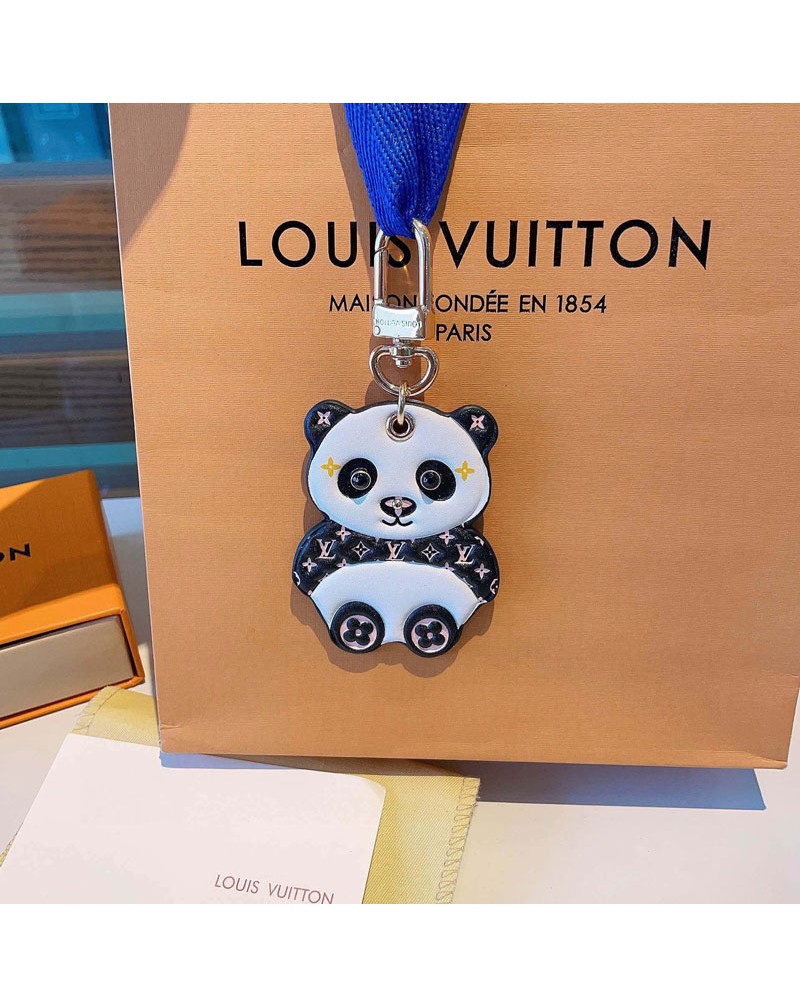 ルイヴィトン キーホルダークマちゃんとライオンキーリングかわいい