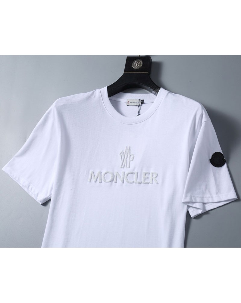 モンクレール tシャツ短袖立体的刺繍ロゴ超人気