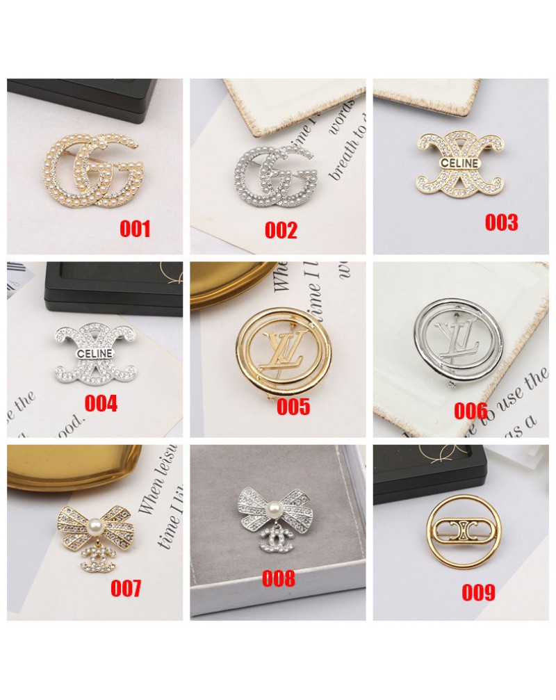 シャネル ルイビトン ブローチグッチ セリーヌブローチ キラキラアクセサリー人気オシャレ
