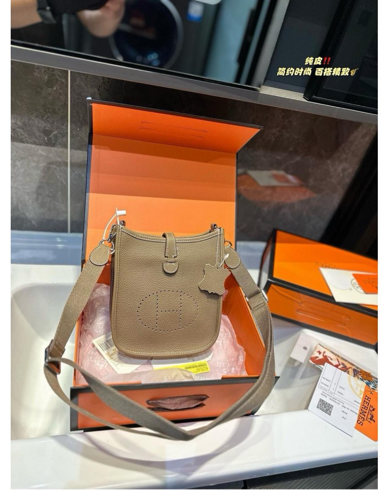エルメス ミニショルダーバッグ オシャレかわいいEveyneカバンセレブ愛用