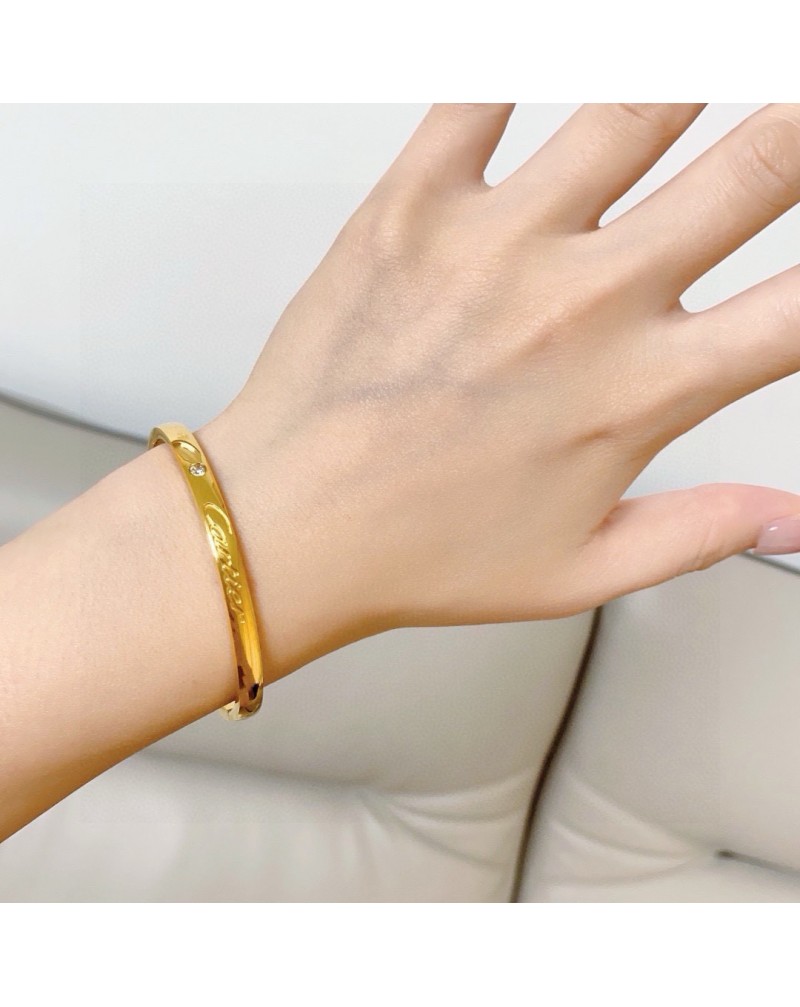 カルティエ ブレスレットダイヤモンド付き オシャレブランドブレスレットアクセサリー