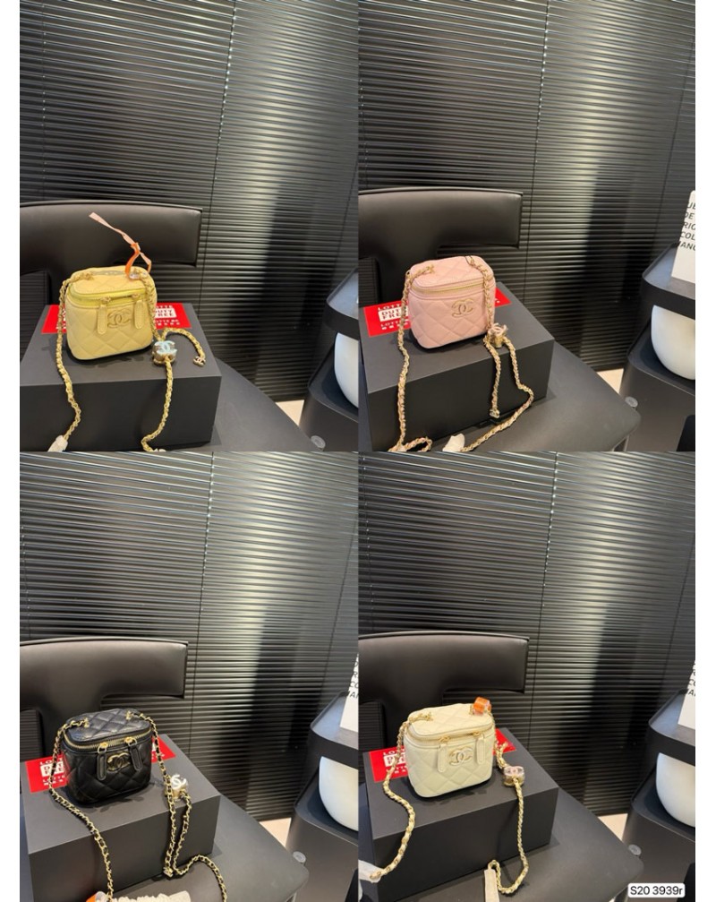 シャネル ミニ化粧バッグオシャレ可愛い斜め掛けミニバッグチェーン肩紐ミラー付き高品質革製