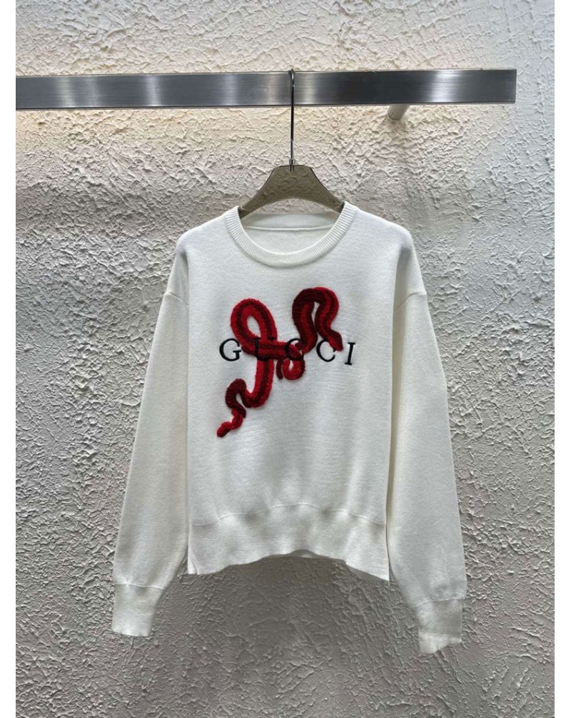 グッチ セーター刺繍ロゴ付きオシャレファッション人気ニットトップスフリーサイズ