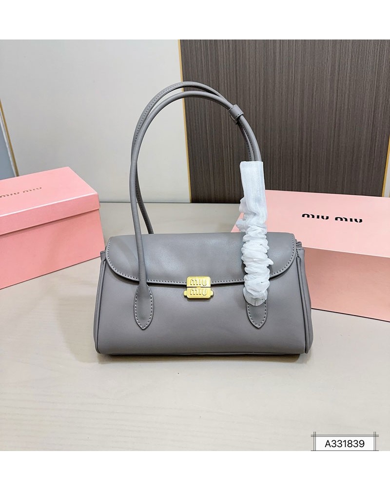 ミュウミュウ ショルダーバッグ超オシャレブランドカバン人気スタイリッシュ高品質革製