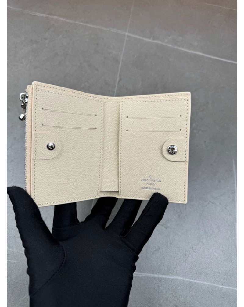 ルイヴィトン 短財布２つ折り オシャレ小銭入れやカードやお札収納可能