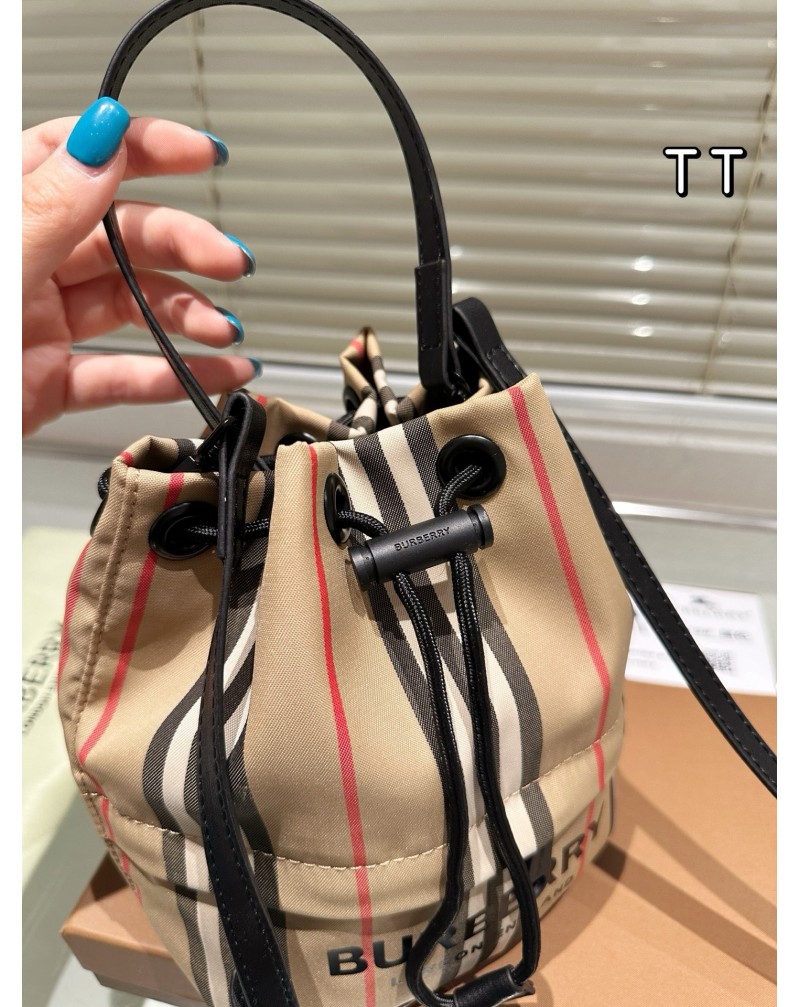 バーバリー ハンドバッグ型 オシャレミニショルダーバッグ巾着スタイルかわいい
