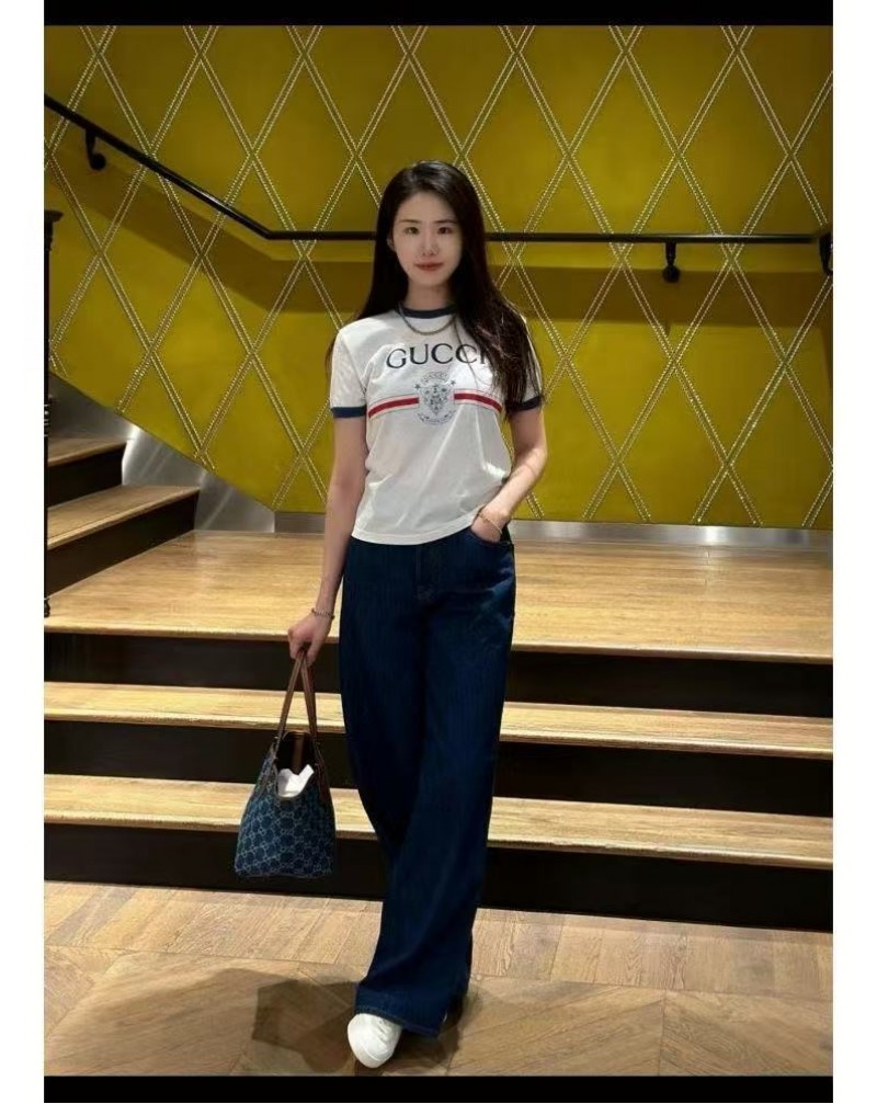 グッチ 半袖Tシャツニットトップスオシャレ洋服女性向け人気