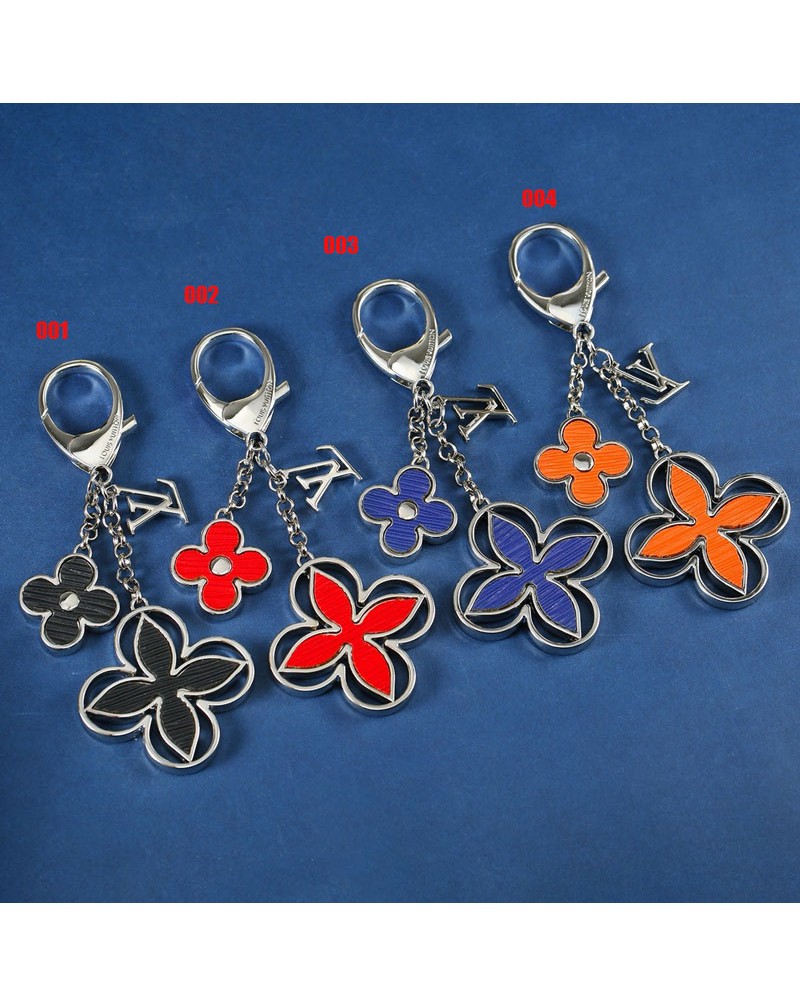 ルイヴィトン キーホルダーカワイイ花ペンダント付きキーチェーンオシャレ