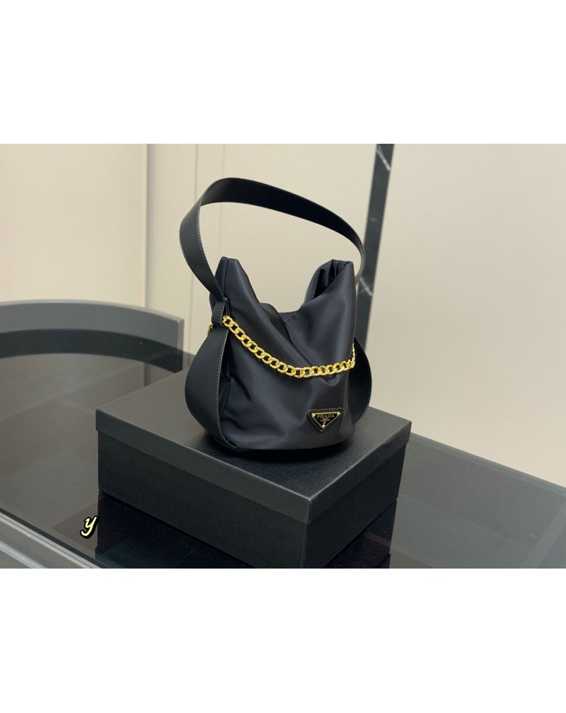 プラダ トートバッグかわいいハンドバッグ秋冬新品オシャレ簡約