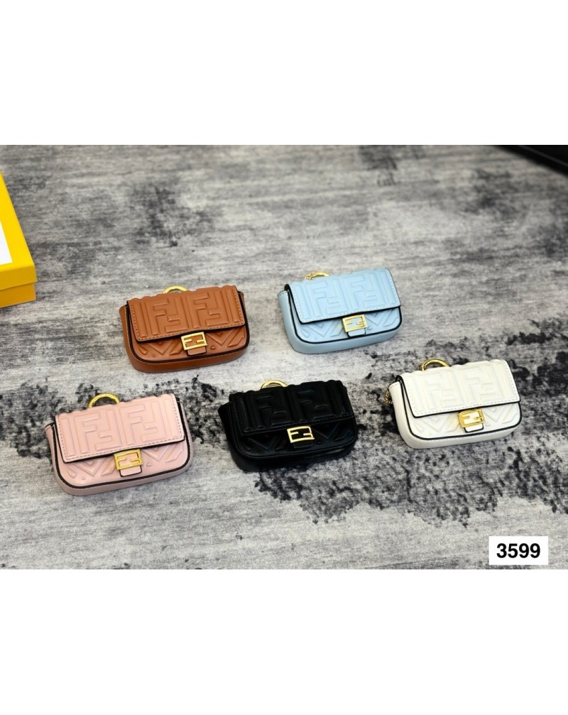 フェンデイ ミニショルダーバッグ立体的ロゴ付きmini斜め掛けバッグオシャレ可愛い