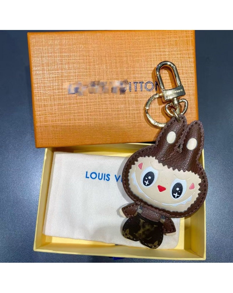 ルイヴィトン キーホルダー可愛いLABUBUペンダント付きオシャレ