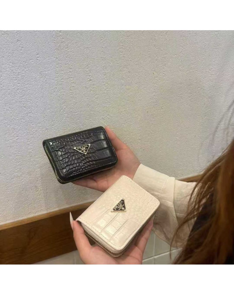 プラダ カードケース小銭入れオシャレ簡約人気prada クレジットカードや折畳みお札収納可能