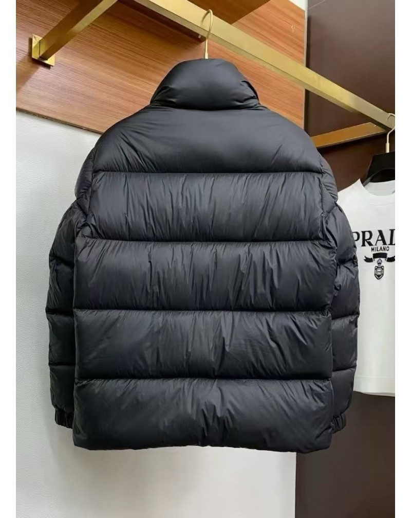 モンクレール ダウンジャケット潮流人気オシャレ冬ウェア暖かいダウンコートメンズレディース モンクレール ダウンジャケット潮流人気オシャレ冬ウェア暖かいダウンコートメンズレディース