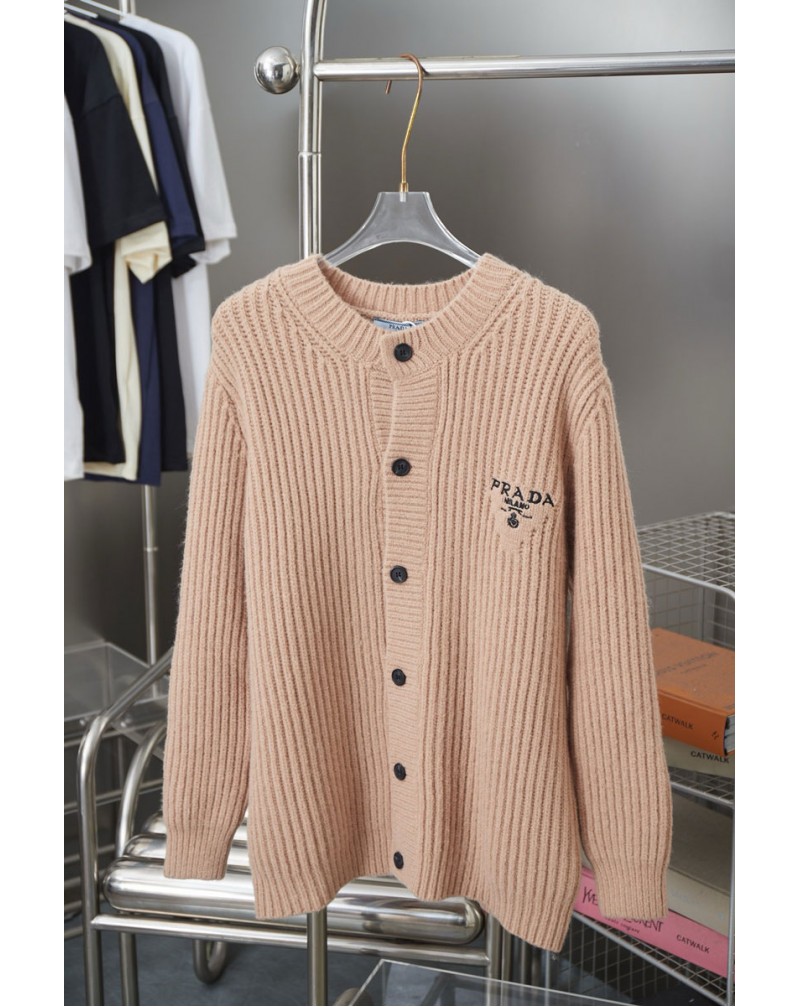 プラダ カーディガン精緻刺繍子ロゴメンズレディース向けニットトップス高品質