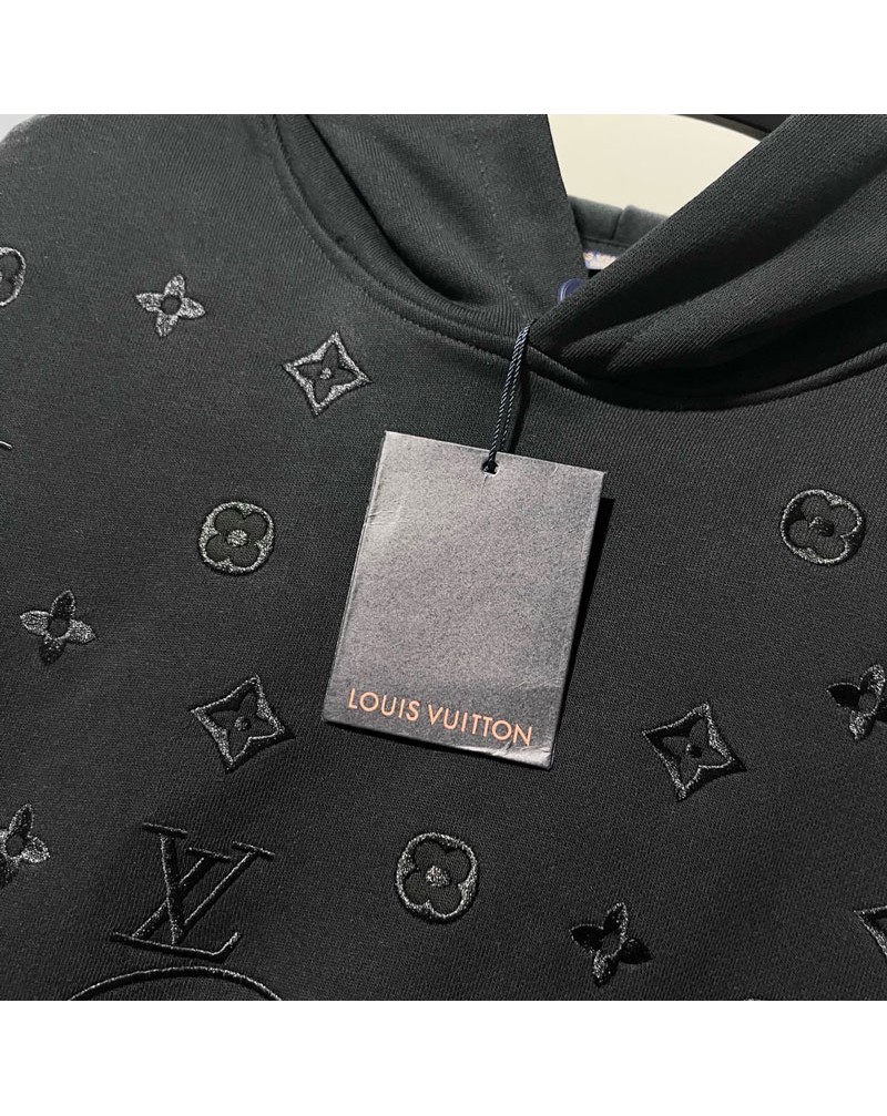 ルイヴィトン パーカーフード付きカジュアル精緻刺繍ロゴ高品質スウェットトップス黒グレーベージュ3色お揃い ルイヴィトン パーカーフード付きカジュアル精緻刺繍ロゴ高品質スウェットトップス黒グレーベージュ3色お揃い