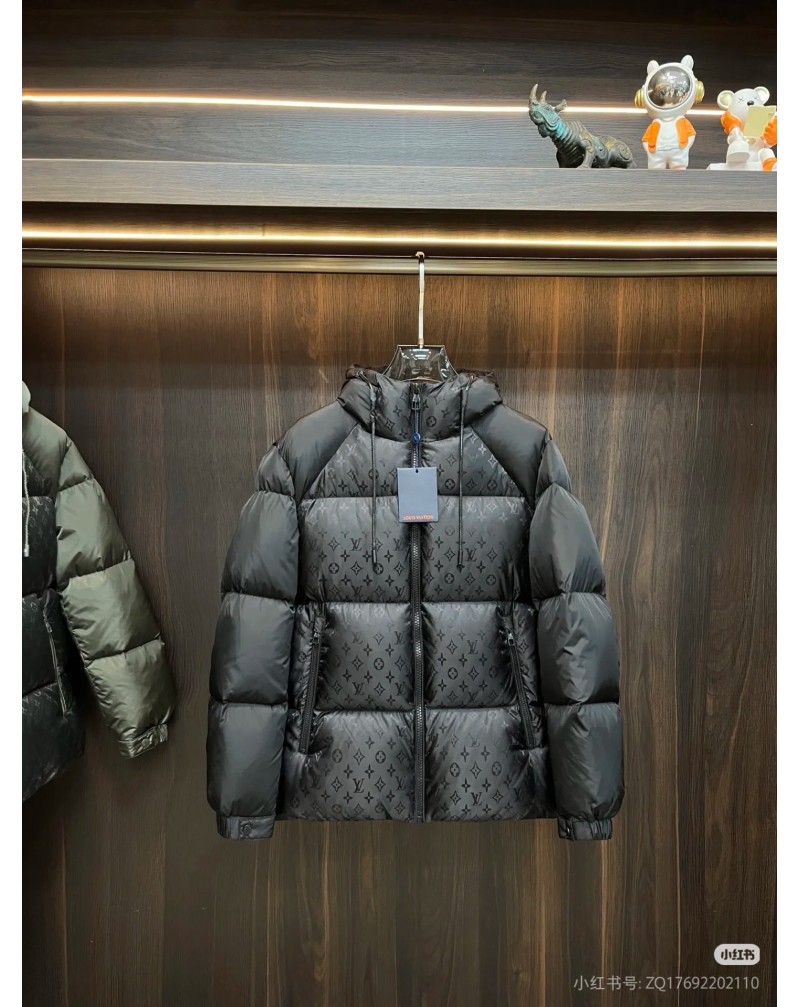 ルイヴィトン ダウンジャケットフッド付きオシャレ人気潮流ファッション ルイヴィトン ダウンジャケットフッド付きオシャレ人気潮流ファッション