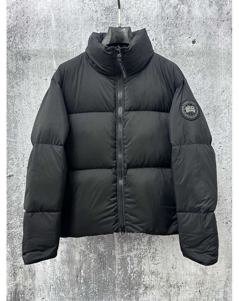 カナダグース ダウンジャケットオシャレブランドダウンジャケット暖かい防寒防風高品質