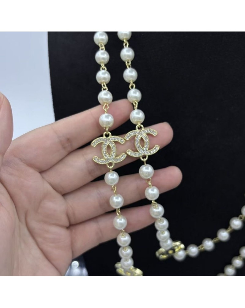 シャネル セーターネックレスキラキラ真珠付きオシャレ