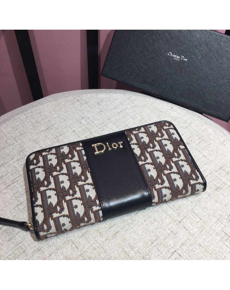 ディオール長財布経典刺繍ロゴ付きブランド財布クレジットカードや紙幣や小銭入れ携帯も収納可能