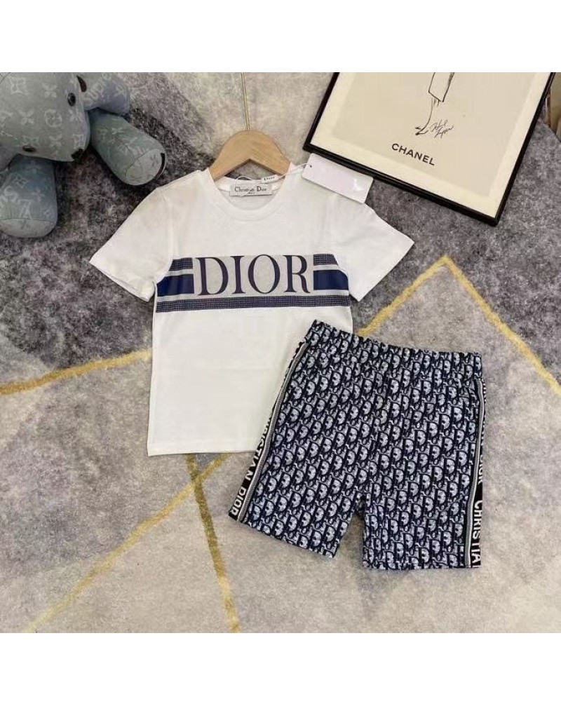 DIOR ｔシャツハーフパンツセット子供用 キッズウェア上下セットカジュアルお洒落夏物涼しいティシャツ半袖　