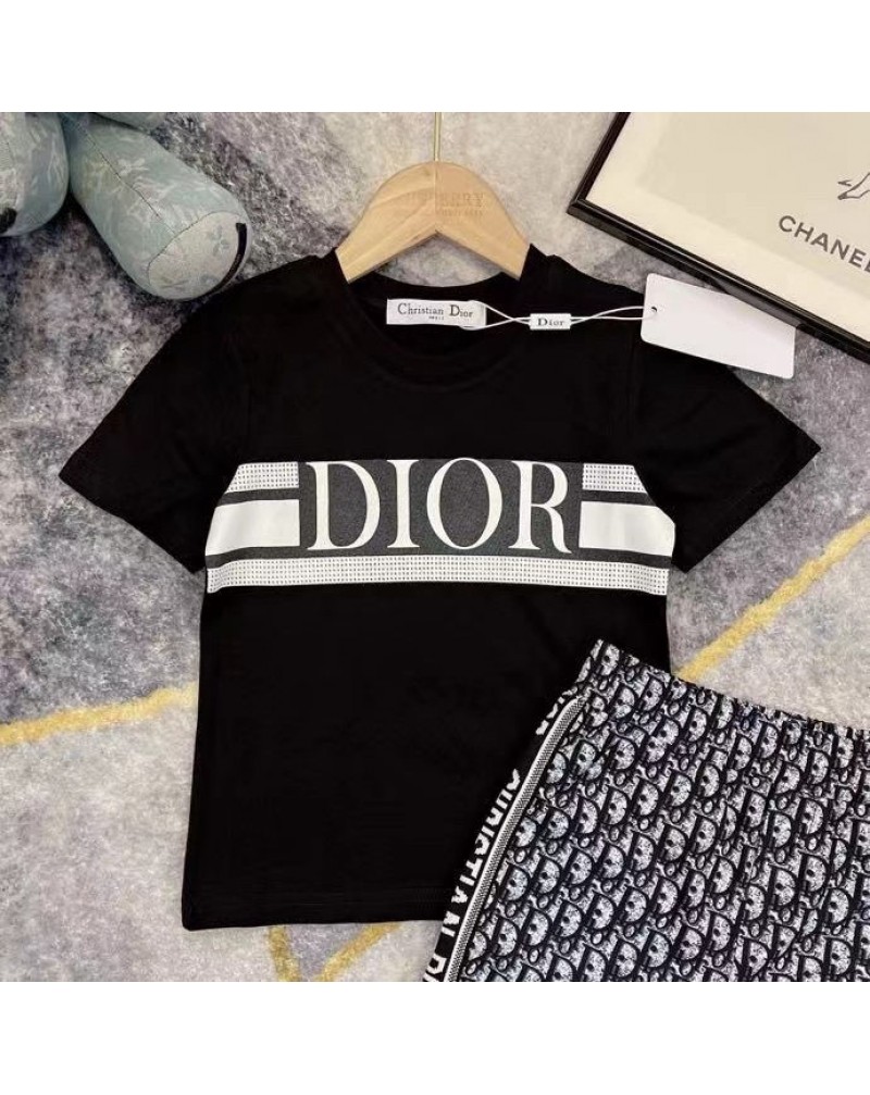 DIOR ｔシャツハーフパンツセット子供用 キッズウェア上下セットカジュアルお洒落夏物涼しいティシャツ半袖　