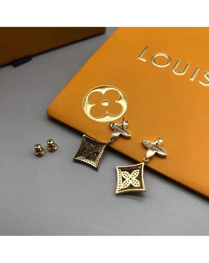 ルイヴィトンピアスキラキラダイヤモンド付き高級vuitton ピアスお洒落人気売れ筋