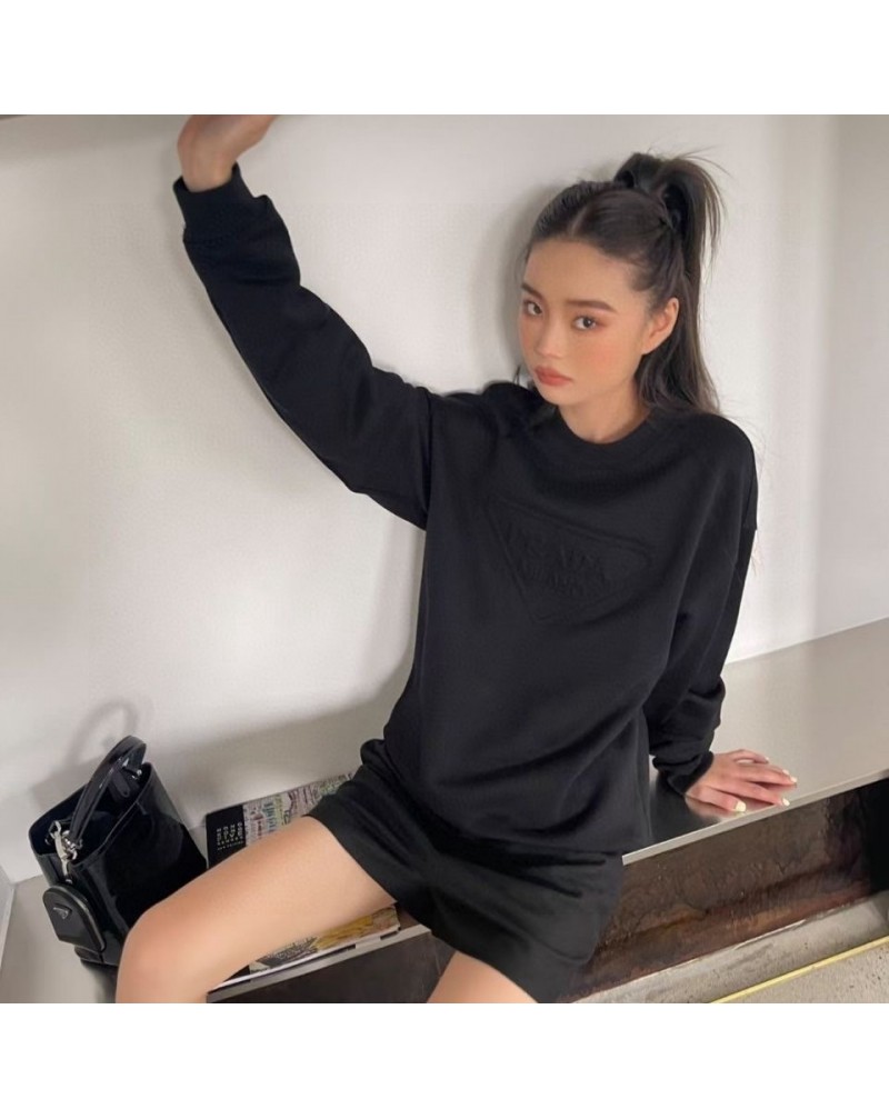 プラダスウェットカジュアルお洒落立体的ロゴトレーナートップス女性向け人気