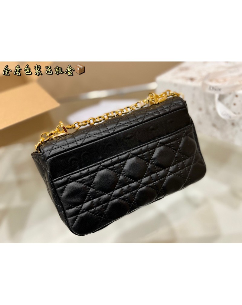 ディオールショルダーバッグお洒落人気新作カバン経典ファッション芸能人セレブ愛用