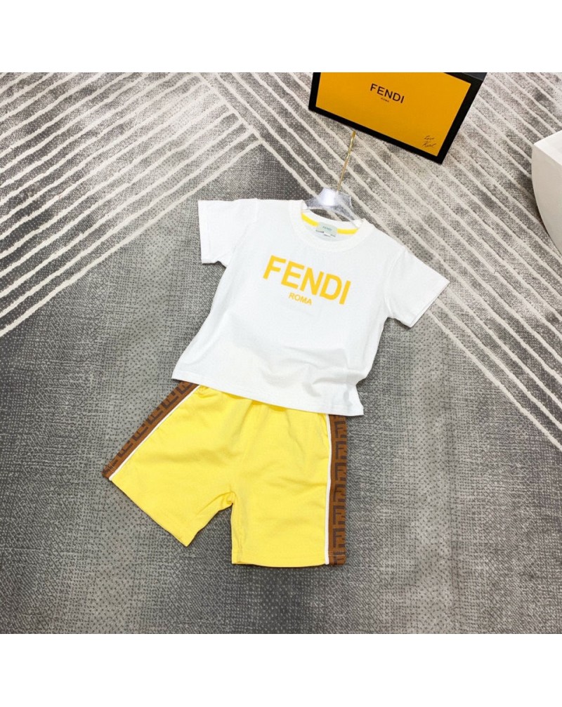 フェンデイｔシャツ半ズボン上下セット子供向け人気経典お洒落アップセットキッズ向け半袖半ズボンセット