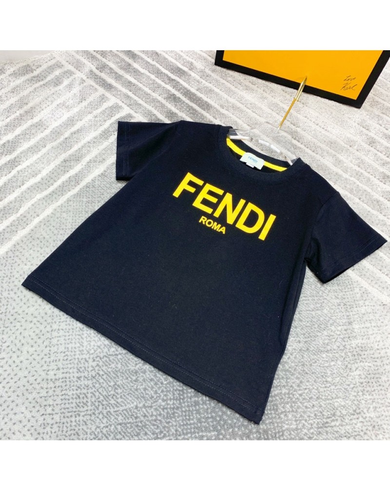 フェンデイｔシャツ半ズボン上下セット子供向け人気経典お洒落アップセットキッズ向け半袖半ズボンセット