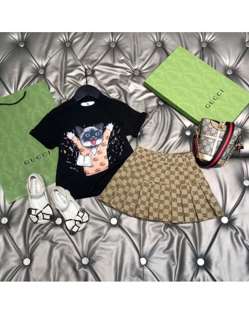 グッチ子供tシャツスカートセット可愛いネコ付きお洒落ガールズティシャツ半袖上下セット