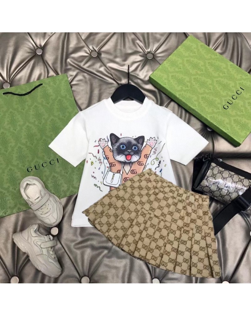グッチ子供tシャツスカートセット可愛いネコ付きお洒落ガールズティシャツ半袖上下セット