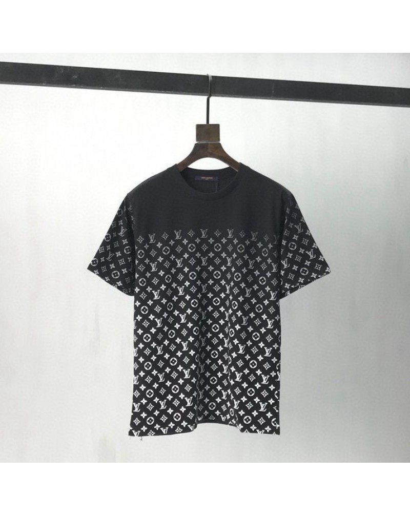 ルイヴィトン tシャツ半袖お洒落グラデーションモノグラム付き高級ティシャツトップスメンズレディース兼用 ルイヴィトン tシャツ半袖お洒落グラデーションモノグラム付き高級ティシャツトップスメンズレディース兼用