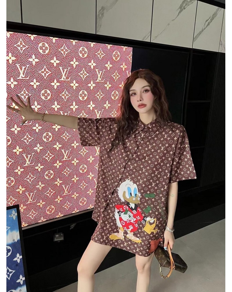 ヴィトンシャツカジュアル可愛いカートンダックプリント付きシャツトップスソフトファッションワンピースみたい