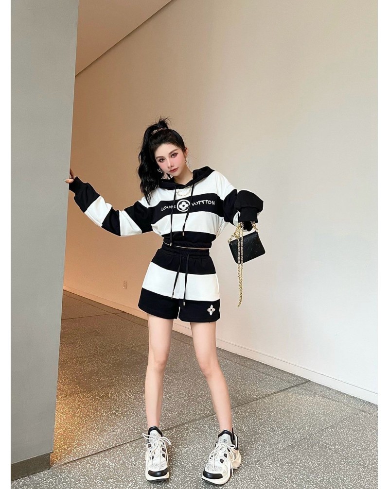 ヴィトンパーカー半ズボンセットお洒落カジュアルスウェット上下セットフード付き超人気