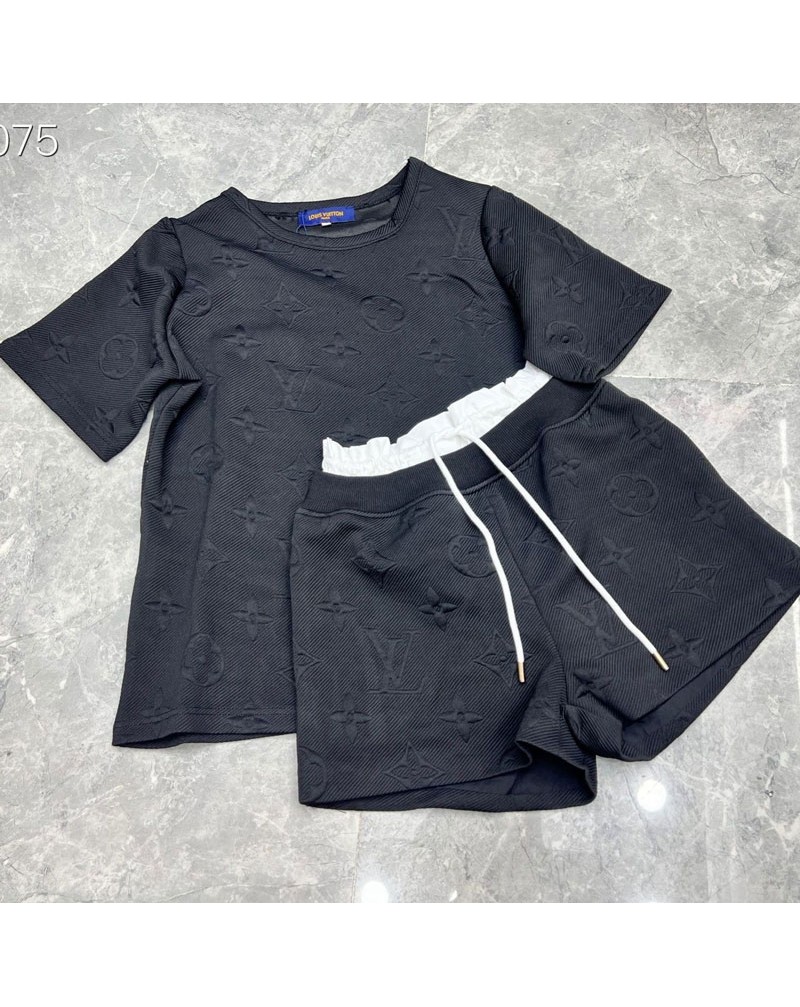 ヴィトン ｔシャツハーフパンツ二点セットお洒落モノグラム浮き彫り付きカジュアル人気新作上下セット
