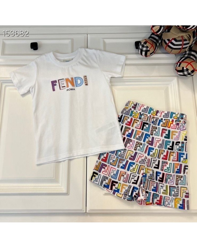 フェンデイ 子供ｔシャツハーフパンツ二セットキッズ上下セットお洒落ファッション人気