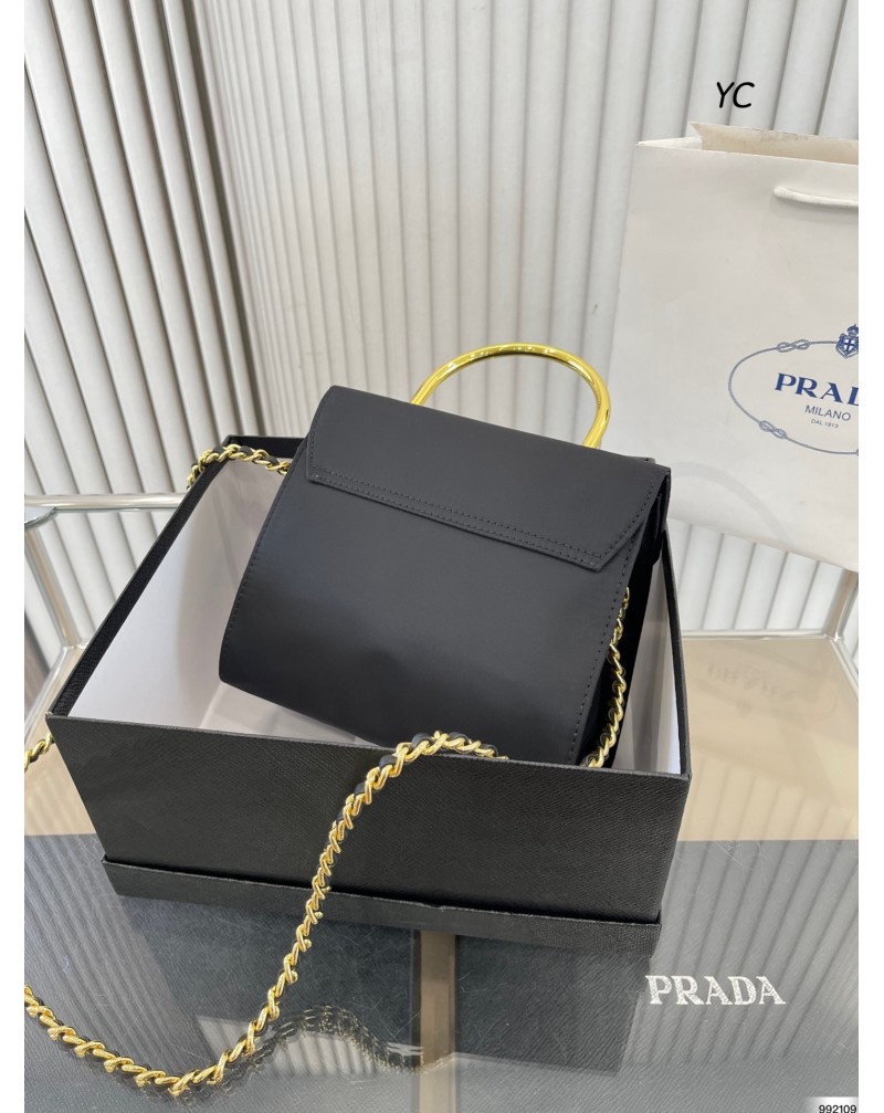 プラダ ショルダーバッグお洒落復古風ブランドハンドバック超人気