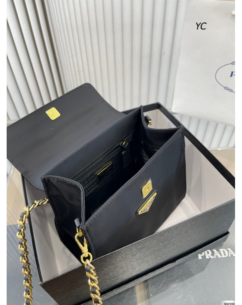 プラダ ショルダーバッグお洒落復古風ブランドハンドバック超人気