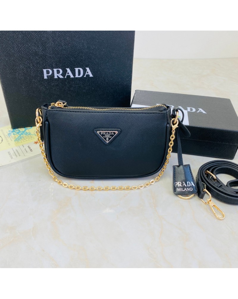 プラダショルダーバックお洒落人気斜め掛けバッグファッション プラダショルダーバックお洒落人気斜め掛けバッグファッション