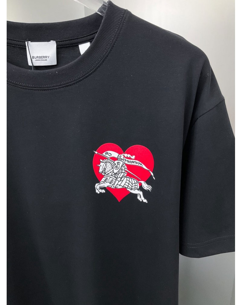 バーバリー Tシャツ半袖お洒落ペアルックガ コットンカジュアル人気ティシャツ丸首トップスバレンタイン限定 バーバリー Tシャツ半袖お洒落ペアルックガ コットンカジュアル人気ティシャツ丸首トップスバレンタイン限定