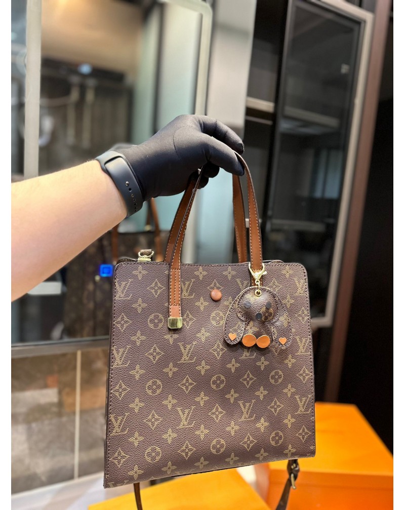 ヴィトン トートバックファッション大人気ショルダーバックお洒落モノグラム革製高級感