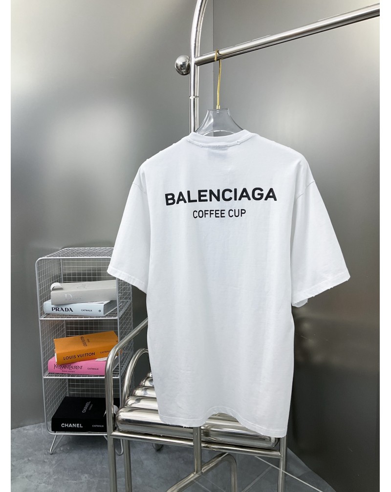 バレンシアガ Tシャツ半袖お洒落個性穴をあける韓国風ティシャツコットンティシャツペアお揃い バレンシアガ Tシャツ半袖お洒落個性穴をあける韓国風ティシャツコットンティシャツペアお揃い