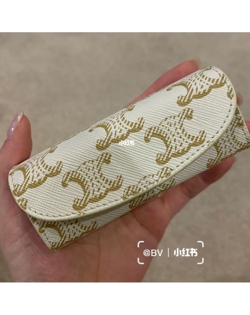 セリーヌ 指輪ケースジュエリー収納ケースお洒落ボタン付き可愛いレザー製携帯便利 セリーヌ 指輪ケースジュエリー収納ケースお洒落ボタン付き可愛いレザー製携帯便利